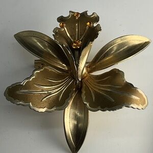Cattleya Orchid Flower, Gold Tone Gemmed, Brooch/Pin